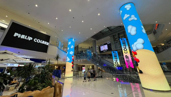 Diagonal Cylindrical LED Display Installed In The Mall