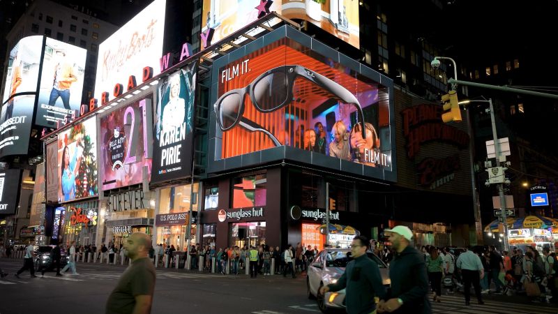 Ray Ban 3D Billboard